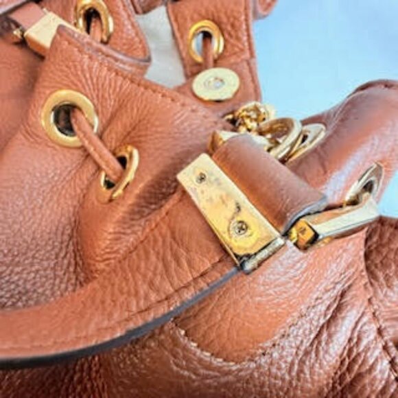 Michael Kors Fulton Large Drawstring Hobo Bag | Cognac Pebbled Luggage Leather - Picture 11 of 12